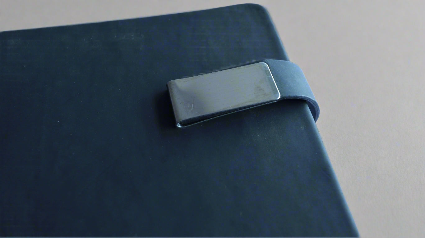 NOVA BLACK A5/B5 HARDCOVER NOTEBOOK/DIARY