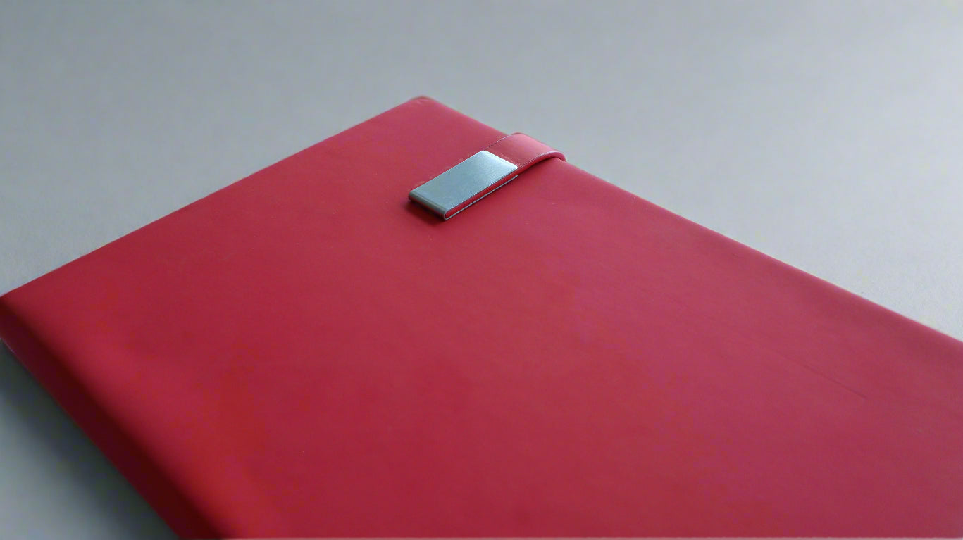 NOVA RED A5/B5 HARDCOVER NOTEBOOK/DIARY