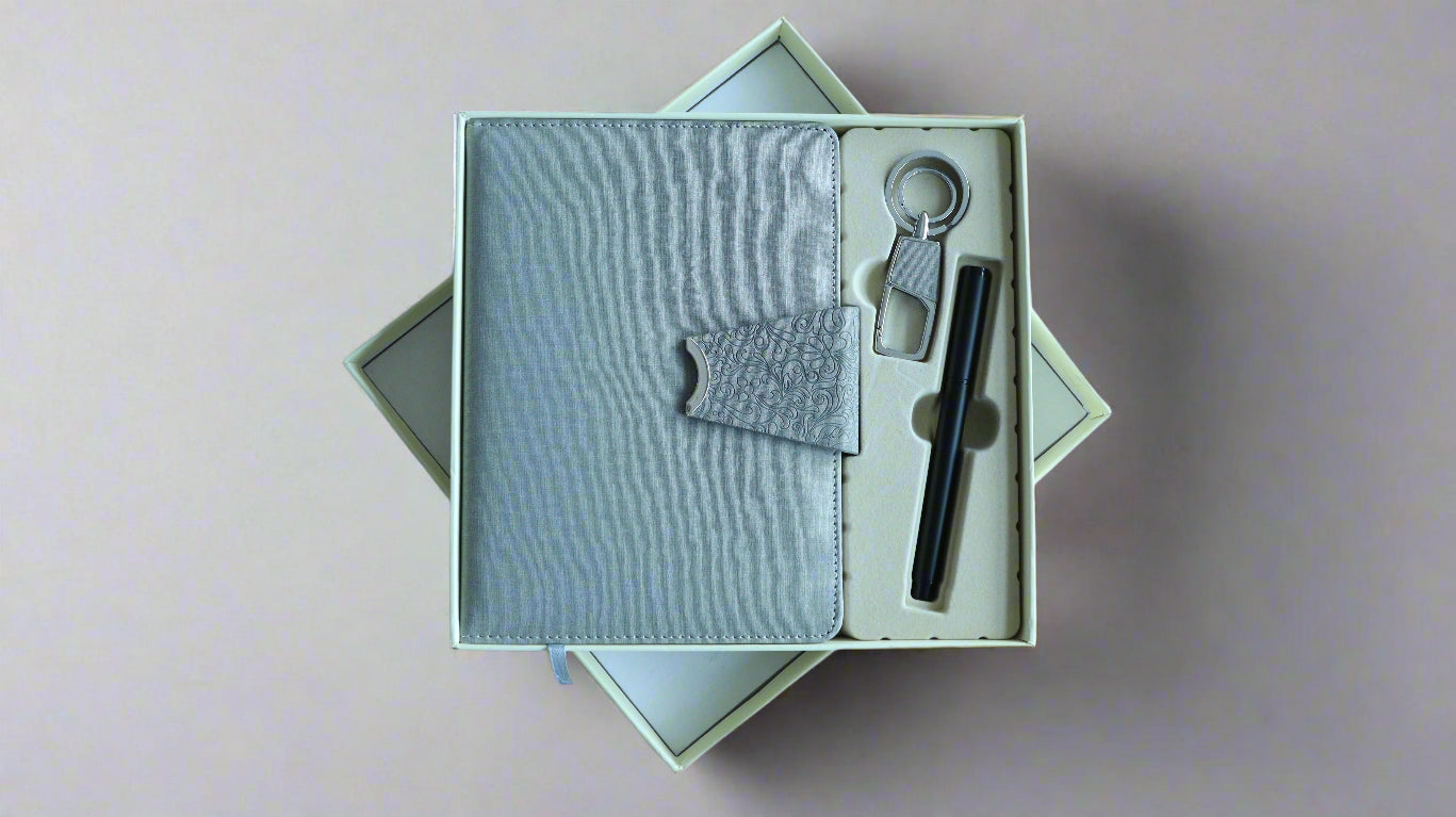 SPL 23-19 SYMPHONY GREY 3-IN-1 GIFT SET