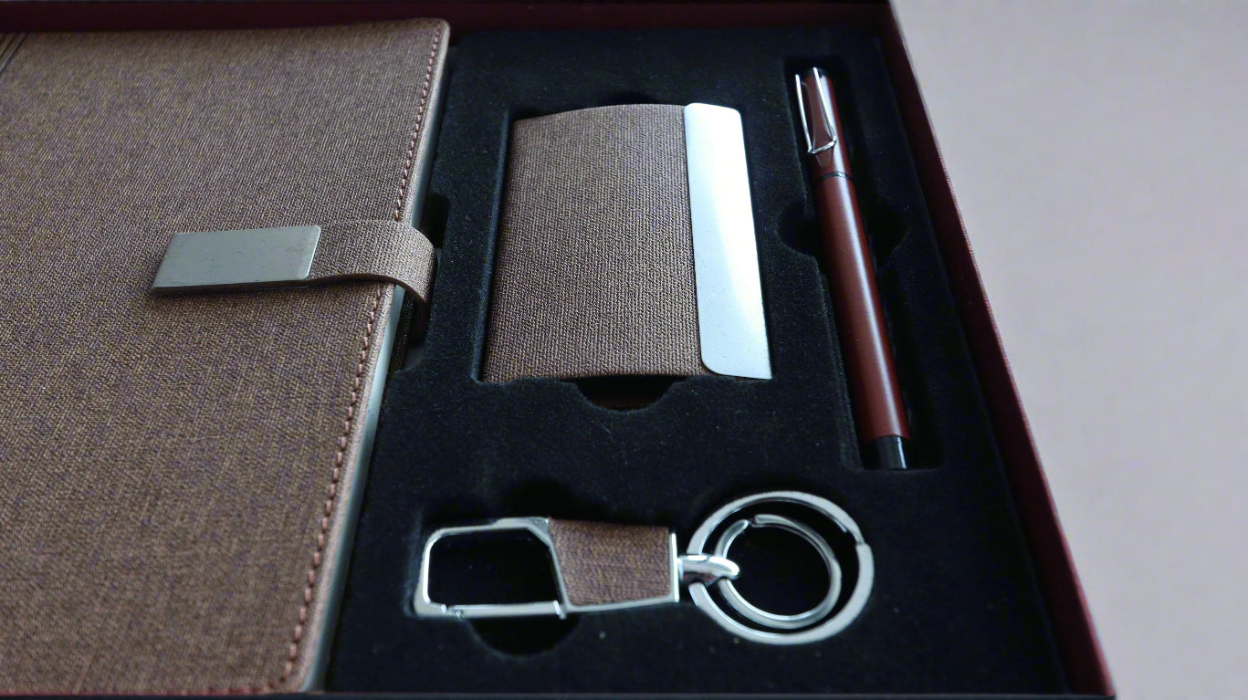 SPL 23-21 EON BROWN 4-IN-1 GIFT SET