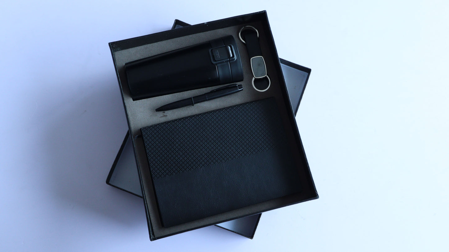 TOYOTA GIFT SET 4-IN-1