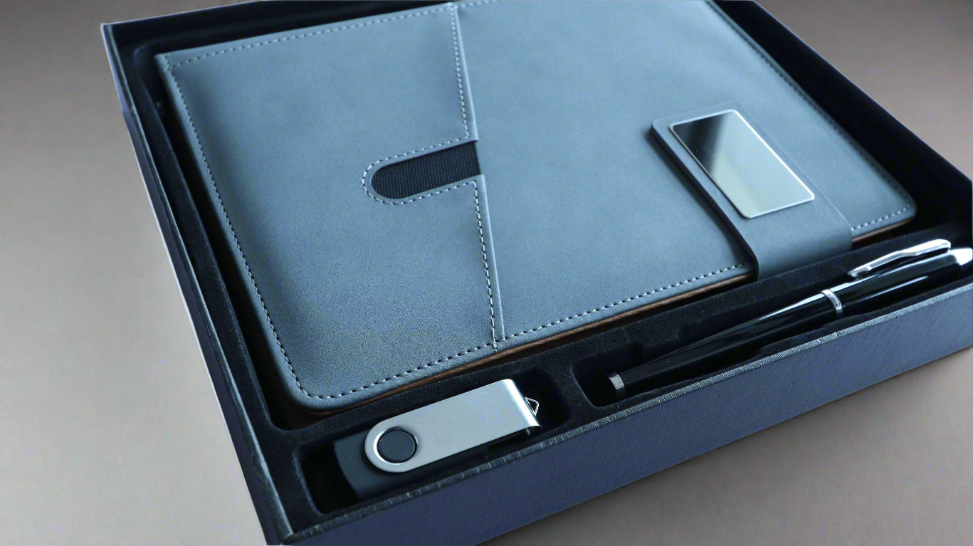 SPL 004 Notebook, Flash Disk and Pen