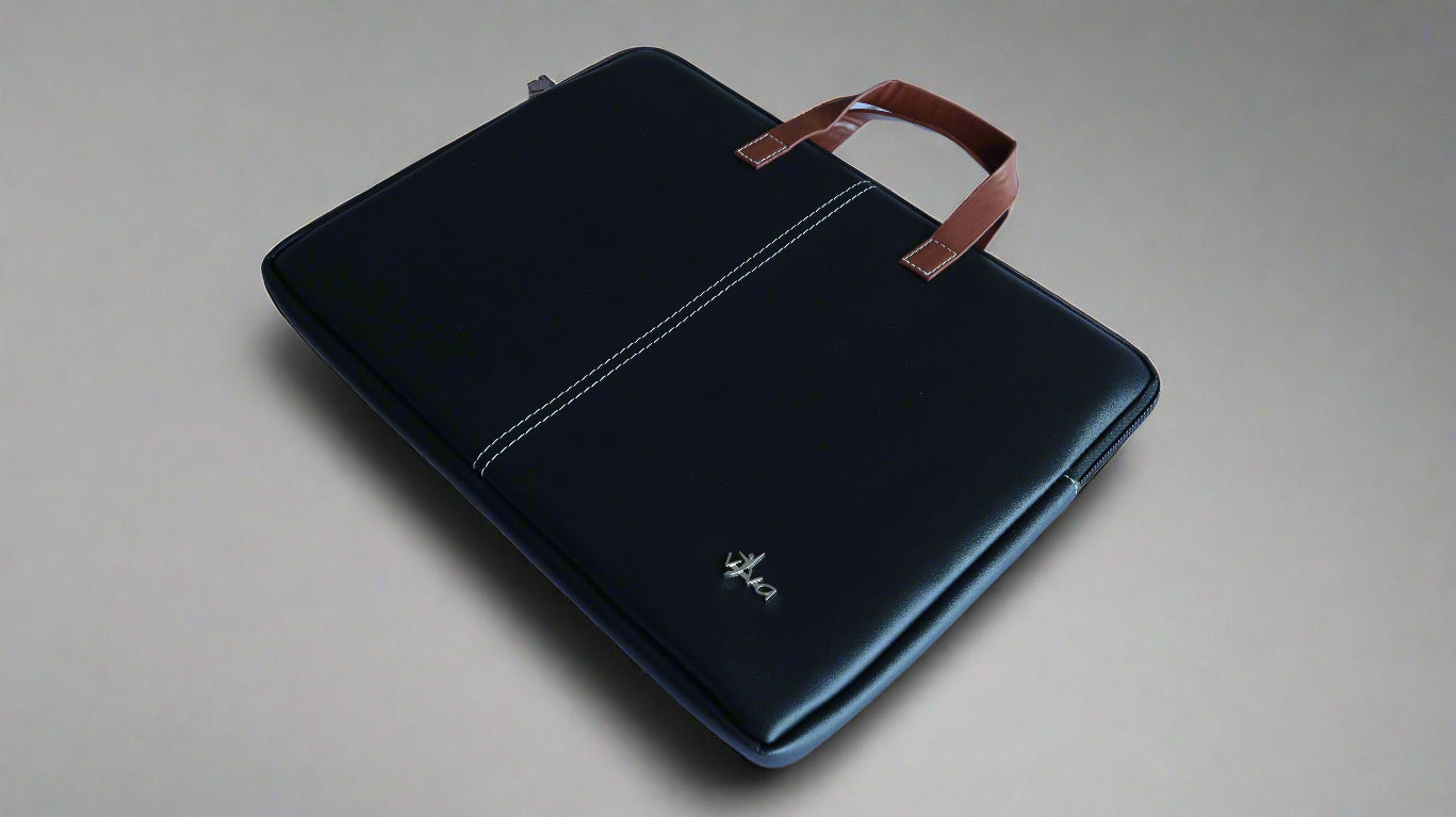 SLIM AND SLEEK BLACK LAPTOP BAG