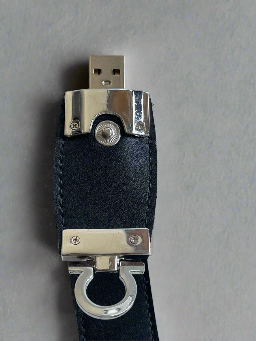 BLACK LEATHER FLASH DISK 16 GB